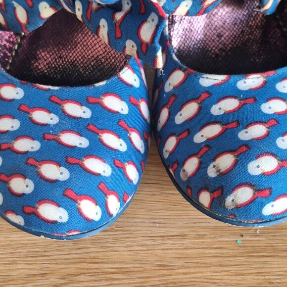 Irregular Choice Women 40 US 9 Canvas Bird Mary Jane Bow Retro Pinup Heels Pumps - Picture 15 of 16